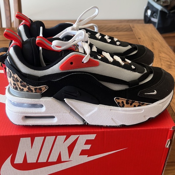 Nike Air Max Furyosa Sneakers. NWT - Picture 2 of 5